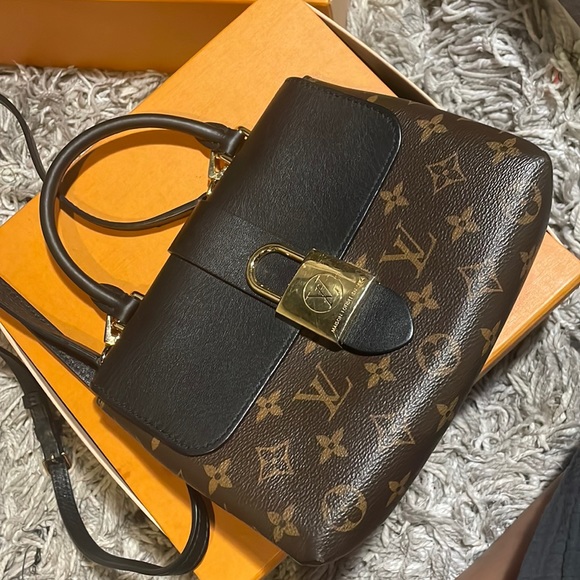 Authentic Louis Vuitton locky BB - Picture 1 of 8